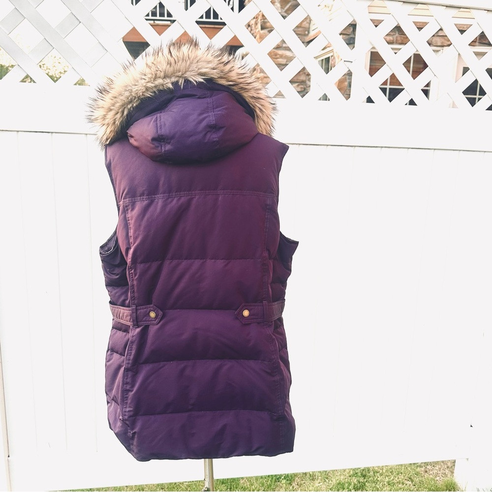 Lands’ End down puffer plus size vest with detachable hood - Picture 8 of 15